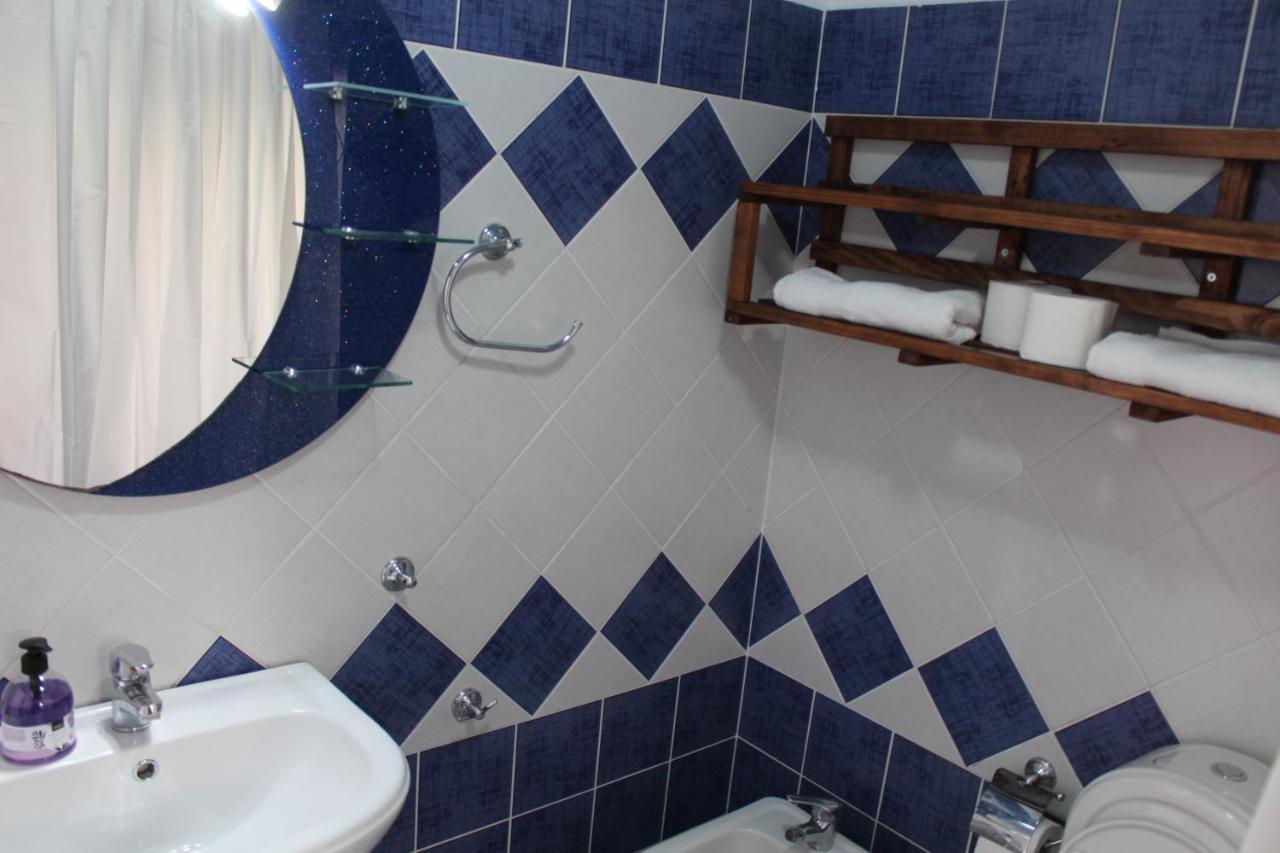 Yuri Guest House Gjirokaster Bagian luar foto